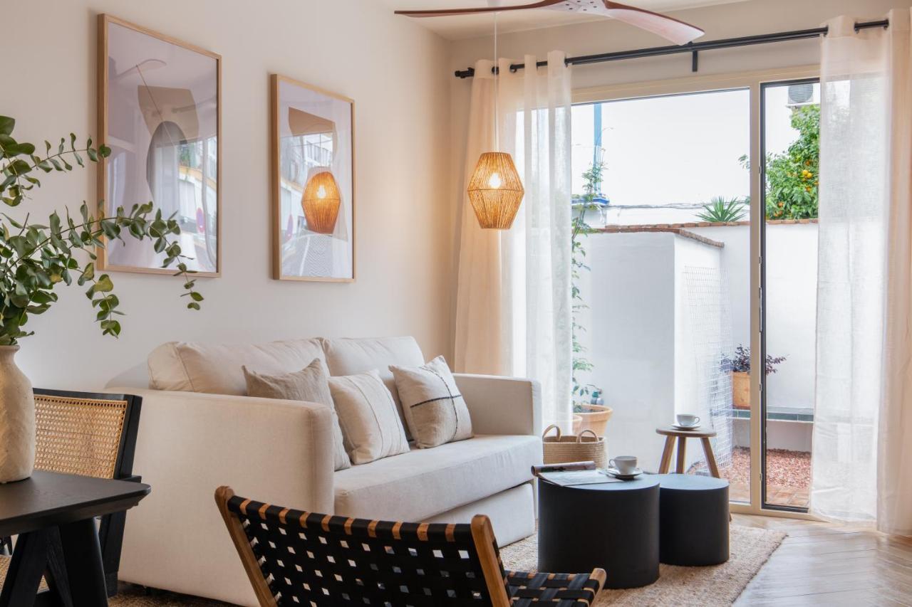 Magno Apartments Robles With Jacuzzi And Private Parking 세비야 외부 사진